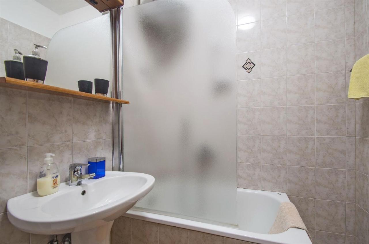 Apartments Olea Рабац Екстериор снимка